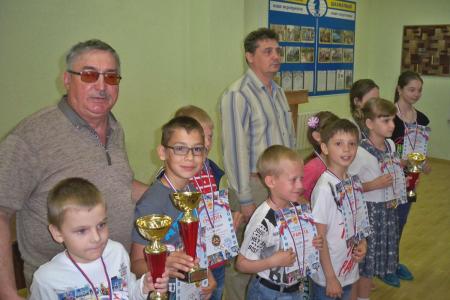 фото призёров и судей чемпионата Волгодонска по классическим шахматам среди детей до 11 и 13 лет, 2017 год